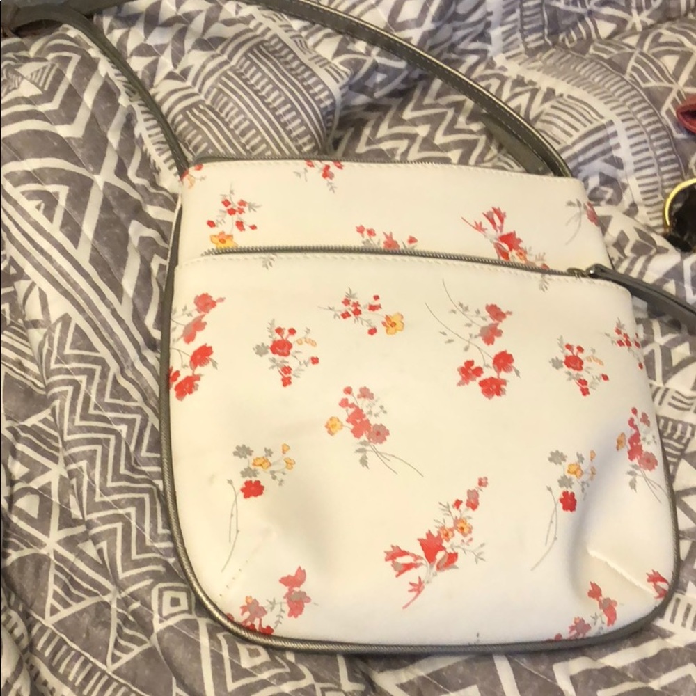 Kenneth Cole Reaction small satchel purse
